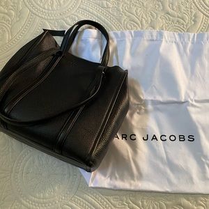 Marc Jacobs Medium Tote Bag - Black